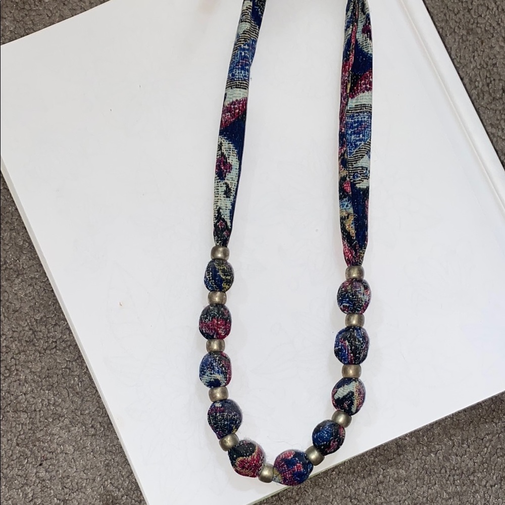 Elegant Multicolor Beaded Necklace